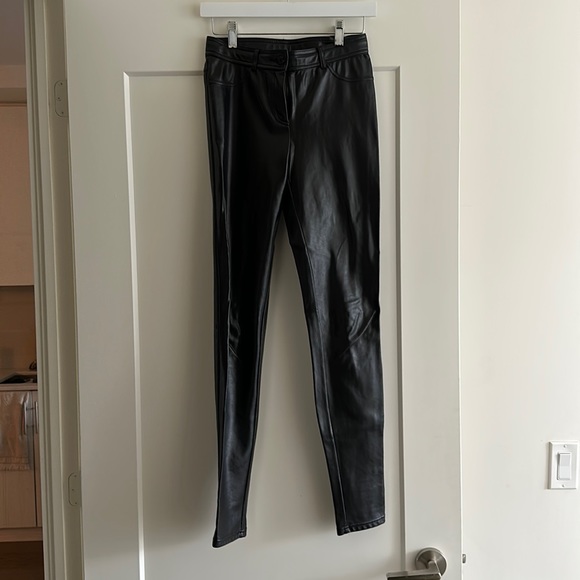 Wilfred Free Leather Pant size 2 - Picture 1 of 2